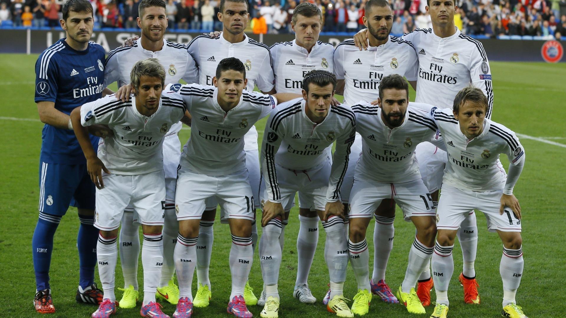 拉特克利夫入主曼联两年,大刀阔斧改革,450名员工离职,管理层近乎全面重组