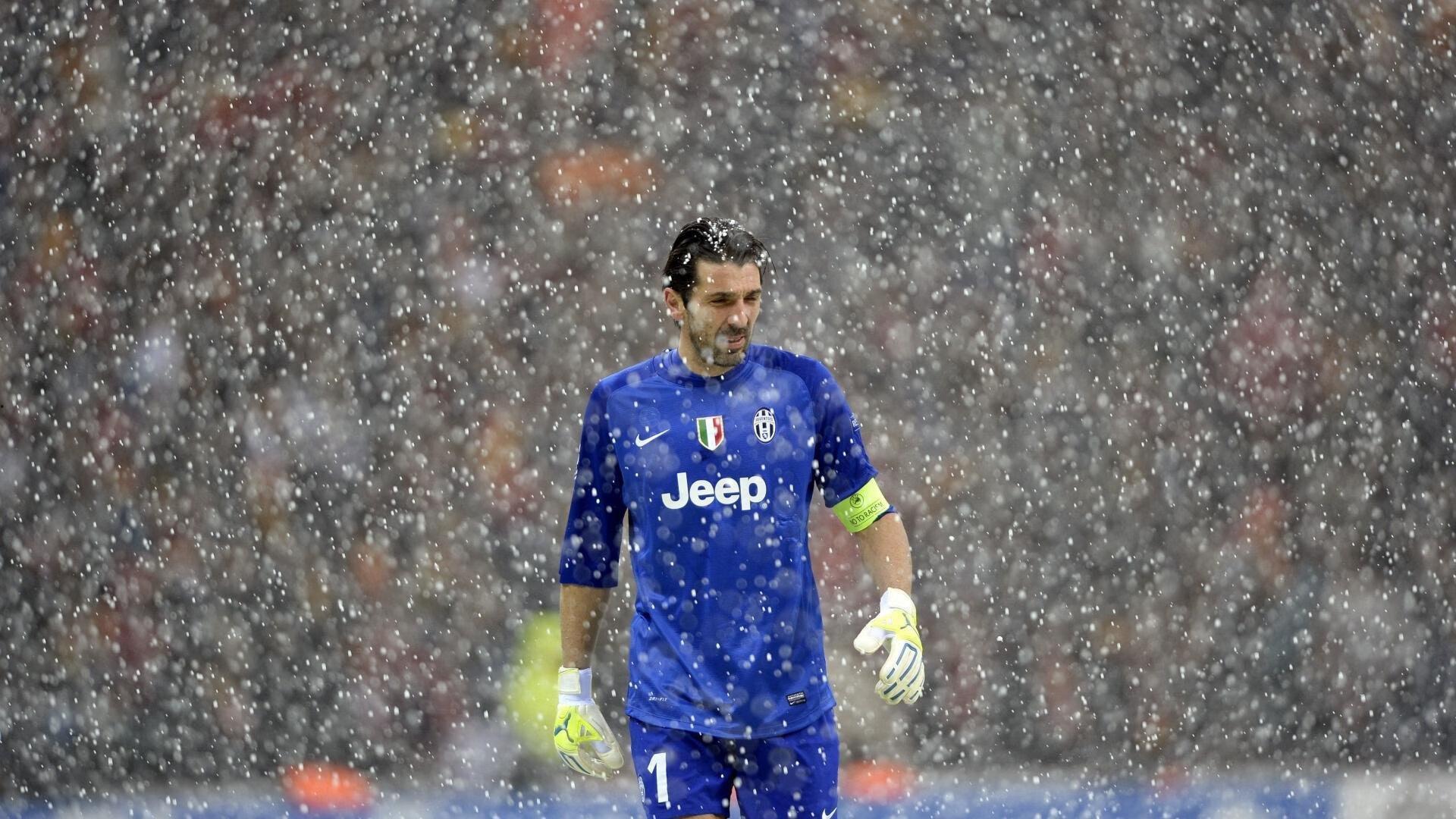 伯纳乌再遇寒夜,战术僵局与临场失策,银河战舰联赛争冠路上突陷迷雾